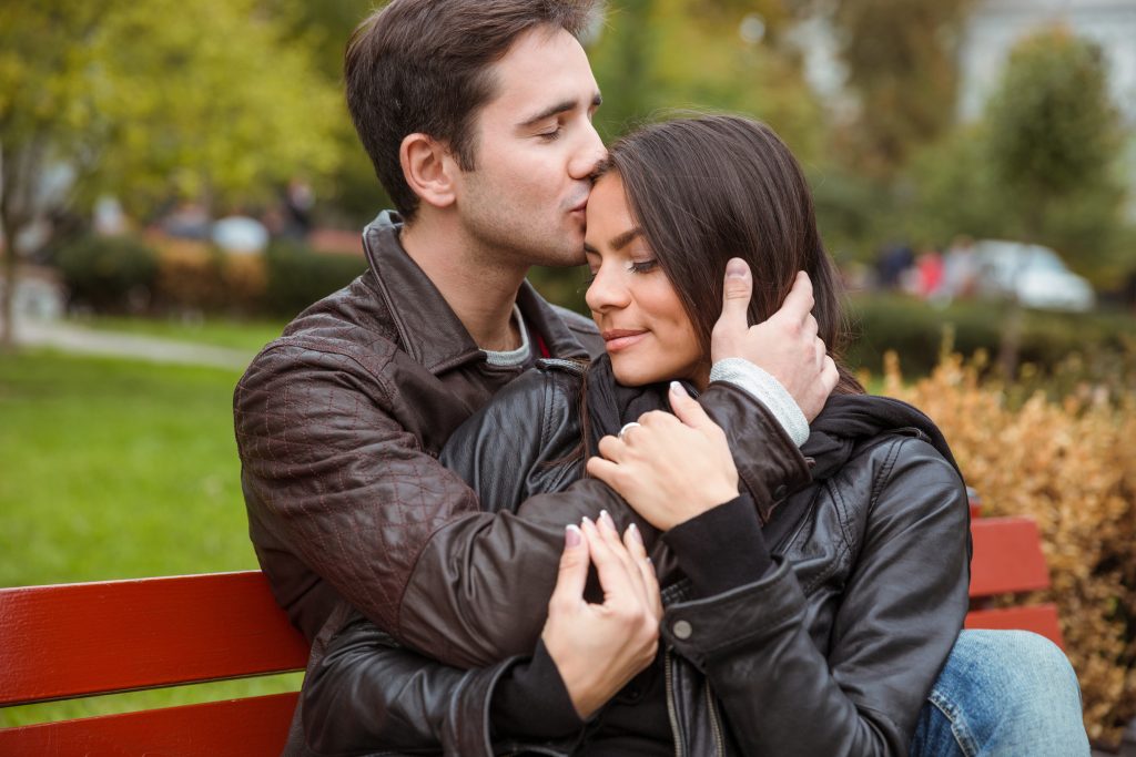 marriage green card attorney | Descubre cómo obtener la tarjeta verde de matrimonio. Conoce los requisitos, el proceso y consejos útiles para una solicitud exitosa.